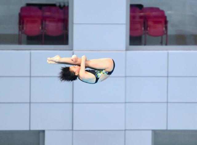 女子10米台陈芋汐逆转夺冠 张家齐0.55分惜败